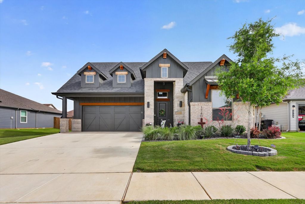 1740 Reverie Road, Burleson, TX 76028