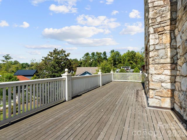 41 Malvern Walk, Asheville, NC 28806