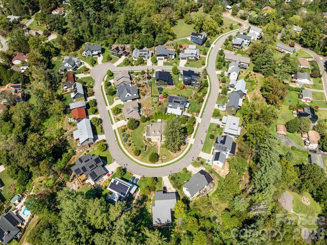 41 Malvern Walk, Asheville, NC 28806