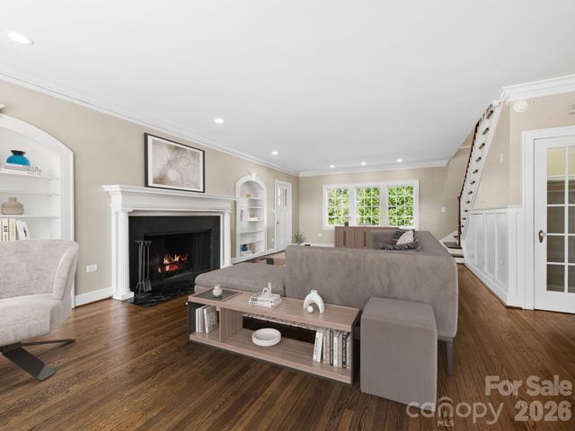 41 Malvern Walk, Asheville, NC 28806