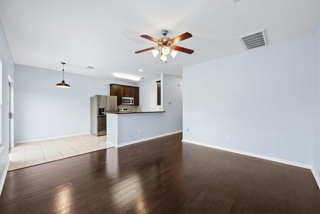 1900 Little Elm TRL 89, Cedar Park, TX 78613