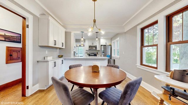 2402 N 114th STREET, Wauwatosa, WI 53226