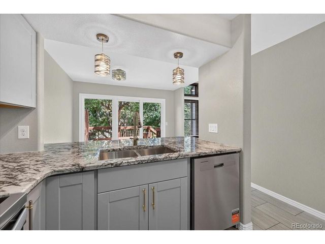 3708 S Ensenada St, Aurora, CO 80013