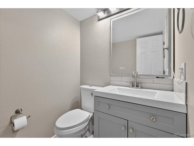 3708 S Ensenada St, Aurora, CO 80013