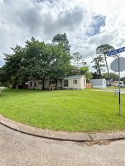 9803 Cedar Branch Drive, Baytown, TX 77521