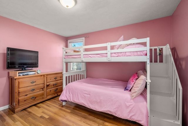 97 Paquin Dr, Marlborough, MA 01752