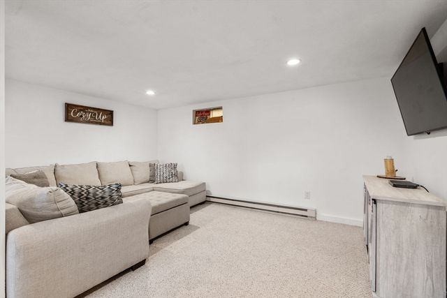 97 Paquin Dr, Marlborough, MA 01752