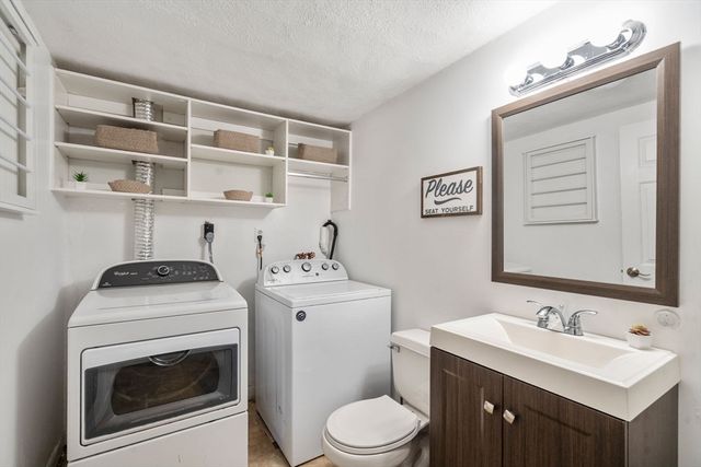 97 Paquin Dr, Marlborough, MA 01752