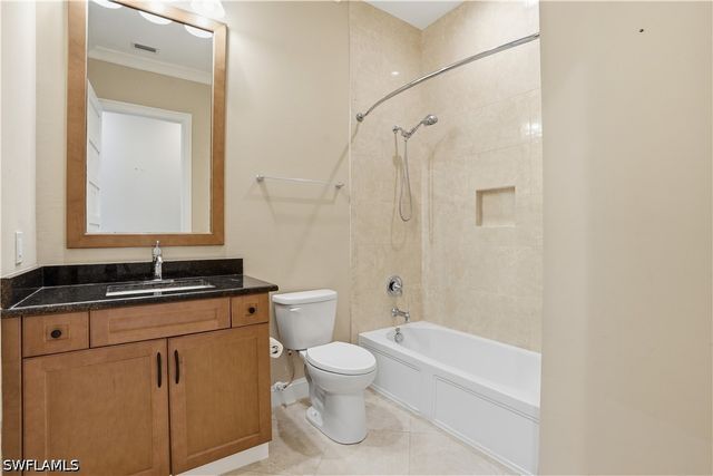 6565 Dominica DR 101, Naples, FL 34113