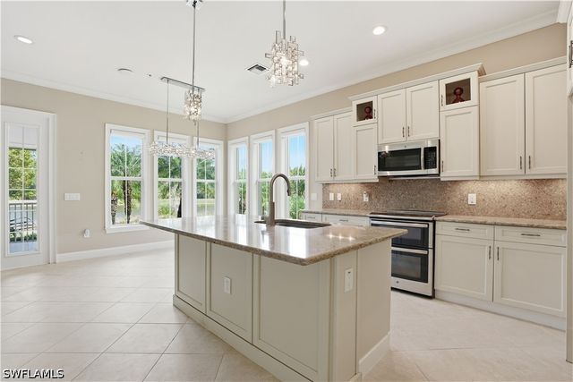 6565 Dominica DR 101, Naples, FL 34113