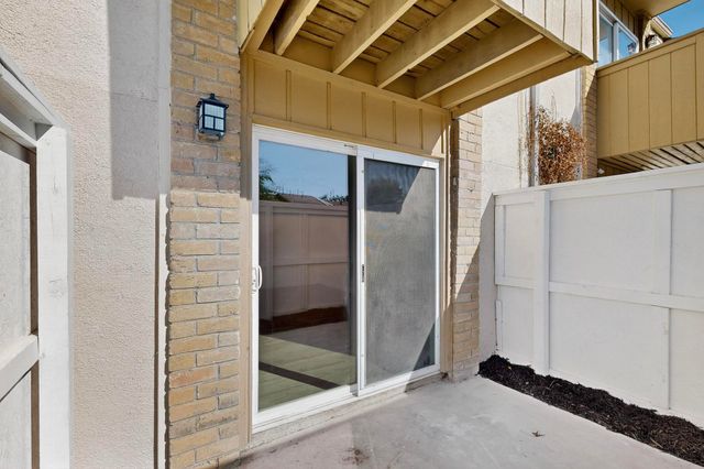 5731 Harvest Hill Road 1044, Dallas, TX 75230