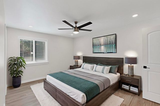 5731 Harvest Hill Road 1044, Dallas, TX 75230