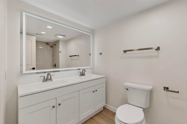 5731 Harvest Hill Road 1044, Dallas, TX 75230