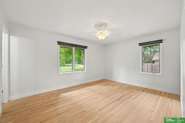 11418 Pierce Street, Omaha, NE 68144
