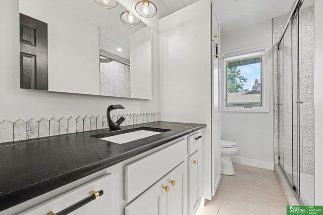 11418 Pierce Street, Omaha, NE 68144