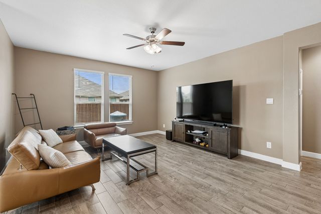 15512 PUTNEY Way, Fort Worth, TX 76247