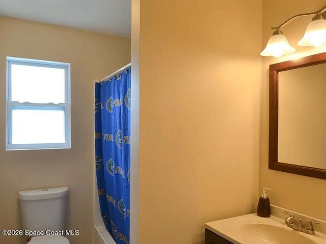 1018 Colonnade Avenue SE, Palm Bay, FL 32909