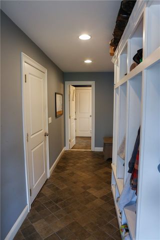 87 Woodward Ave Avenue, Narragansett, RI 02882
