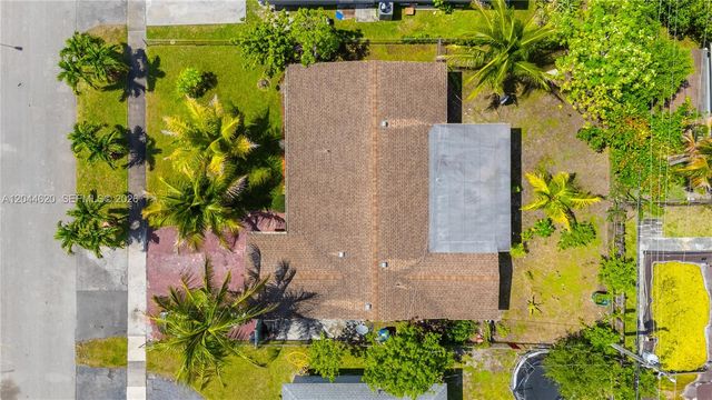 1157 NW 45th Ter, Lauderhill, FL 33313
