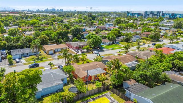 1157 NW 45th Ter, Lauderhill, FL 33313