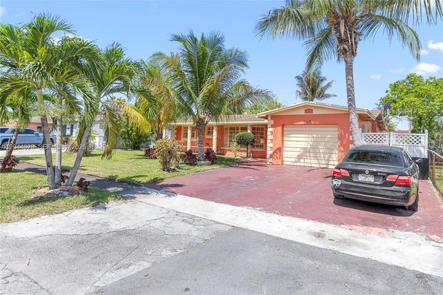 1157 NW 45th Ter, Lauderhill, FL 33313