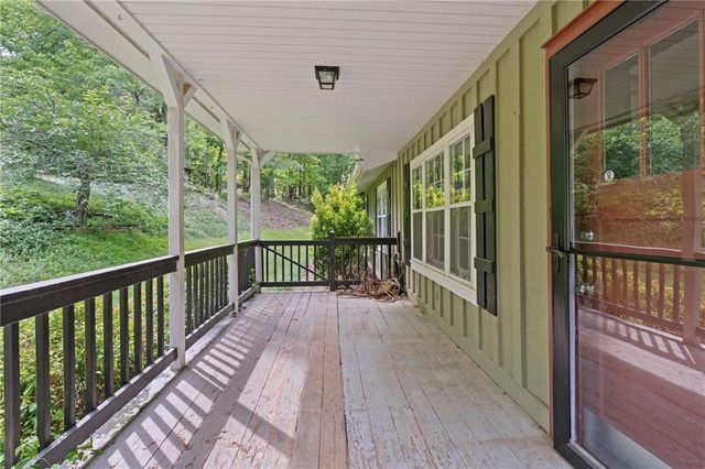 283 Ash Circle, Waleska, GA 30183