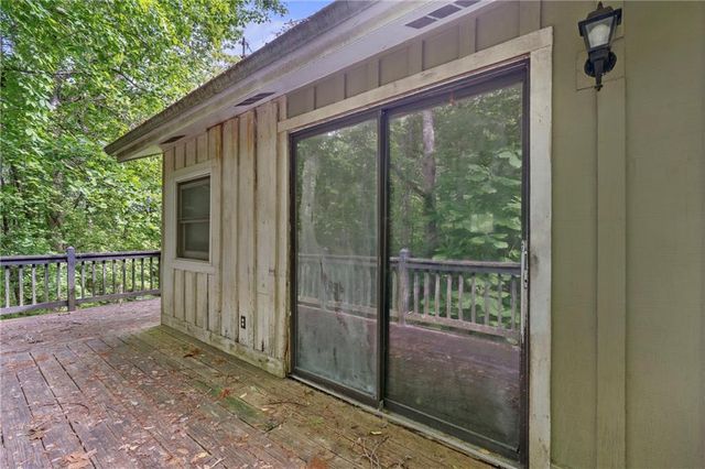 283 Ash Circle, Waleska, GA 30183