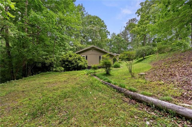 283 Ash Circle, Waleska, GA 30183