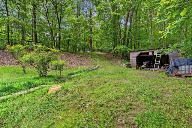 283 Ash Circle, Waleska, GA 30183