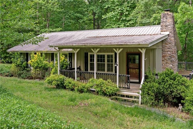 283 Ash Circle, Waleska, GA 30183