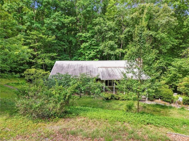 283 Ash Circle, Waleska, GA 30183