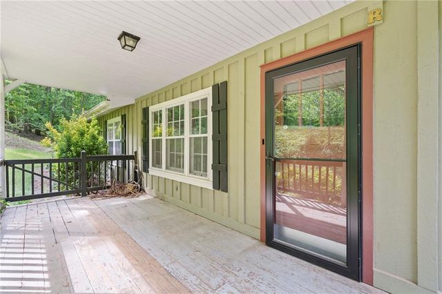 283 Ash Circle, Waleska, GA 30183