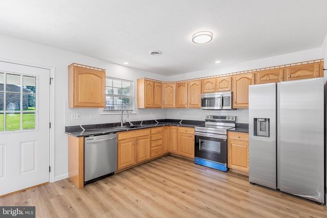 409 TURKEY RD, Mcsherrystown, PA 17344
