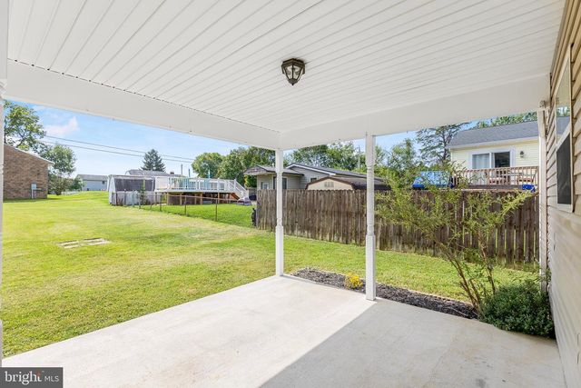 409 TURKEY RD, Mcsherrystown, PA 17344