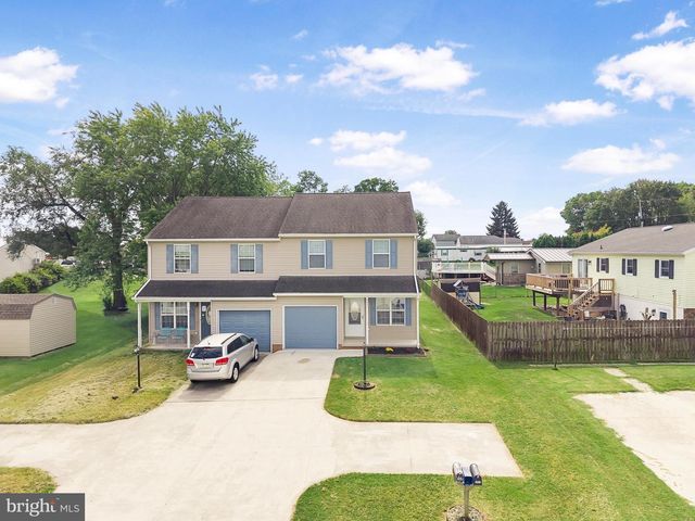 409 TURKEY RD, Mcsherrystown, PA 17344
