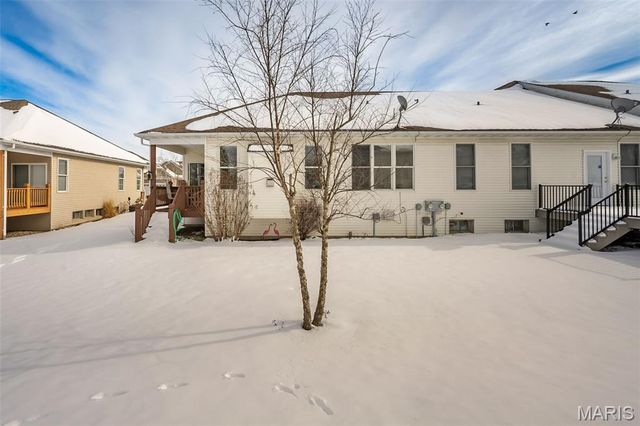 247 Pigeon Drive V, Lake St Louis, MO 63367