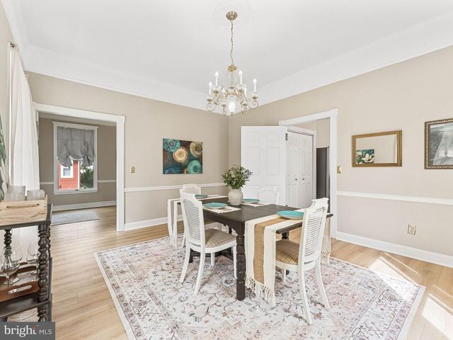561 UHLER AVE, Burlington, NJ 08016