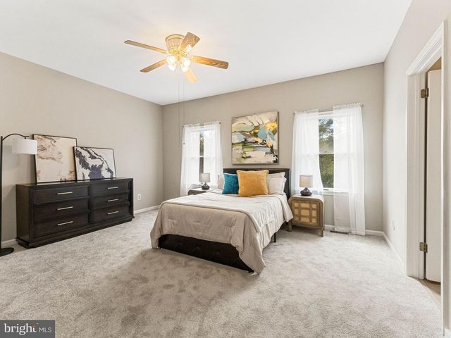 561 UHLER AVE, Burlington, NJ 08016