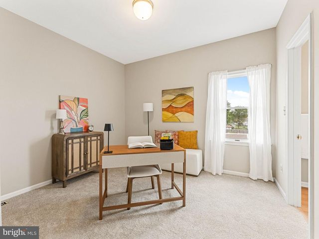 561 UHLER AVE, Burlington, NJ 08016