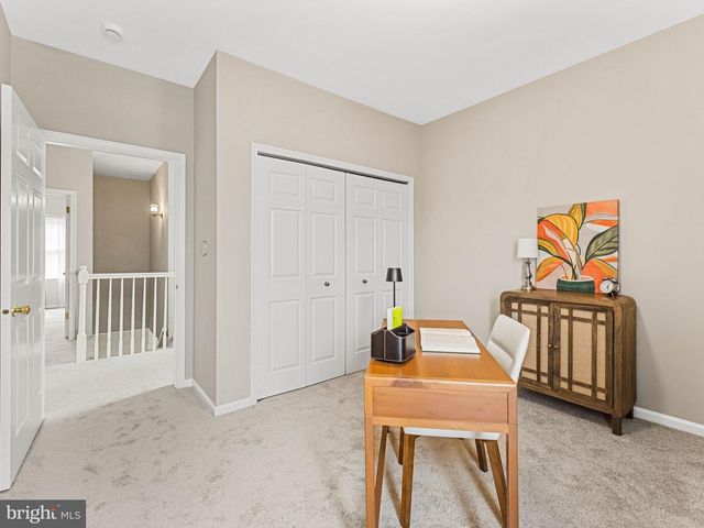 561 UHLER AVE, Burlington, NJ 08016