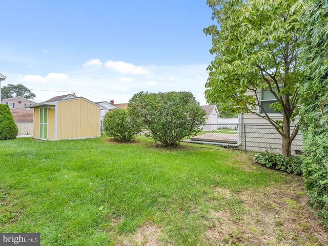 561 UHLER AVE, Burlington, NJ 08016