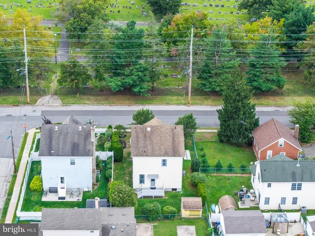 561 UHLER AVE, Burlington, NJ 08016