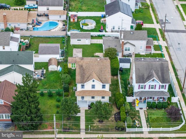 561 UHLER AVE, Burlington, NJ 08016