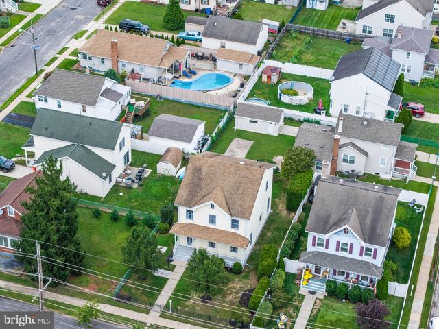 561 UHLER AVE, Burlington, NJ 08016