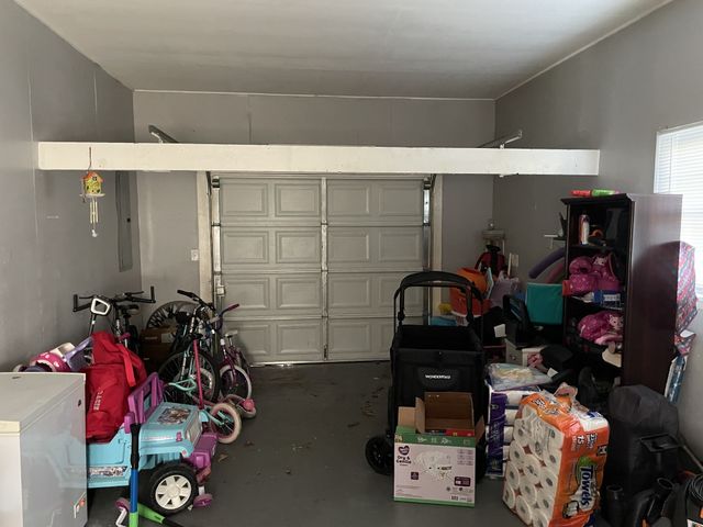 1306 Edgewood Dr, Manchester, TN 37355