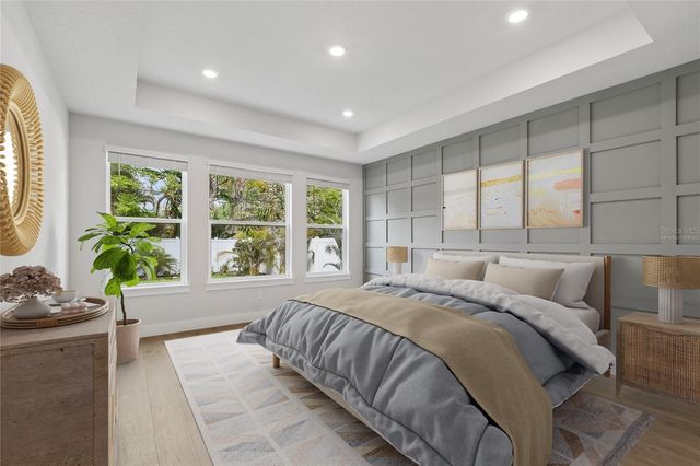 3711 W DE LEON STREET, Tampa, FL 33609