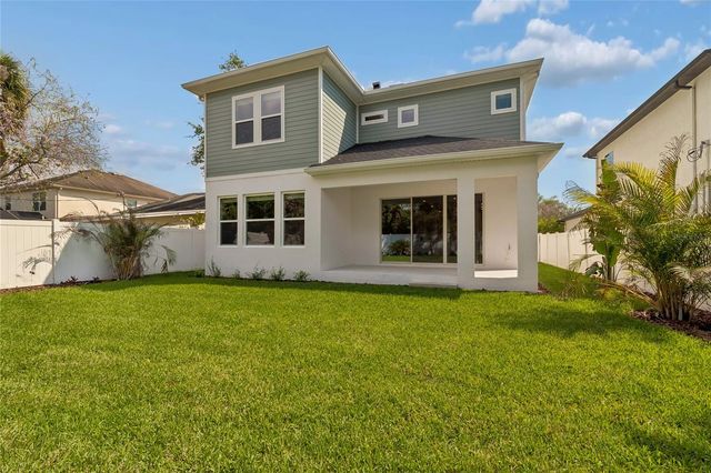 3711 W DE LEON STREET, Tampa, FL 33609