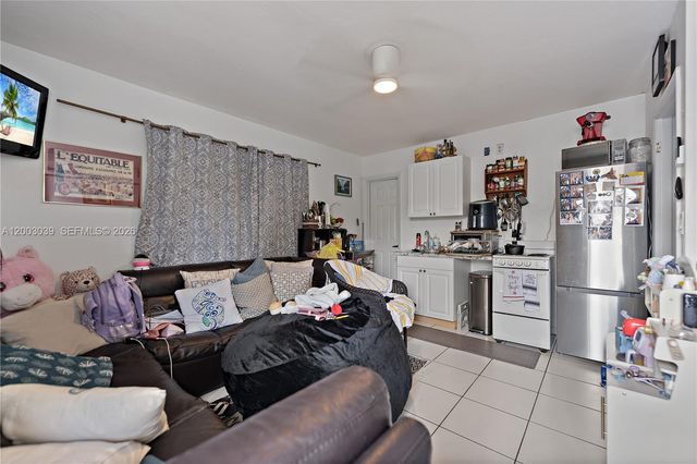 3921 SW 124th Court, Miami, FL 33175