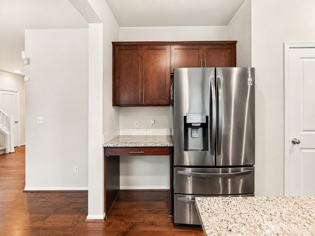 4960 S 325th Court, Auburn, WA 98001