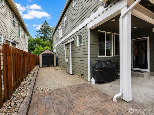 4960 S 325th Court, Auburn, WA 98001